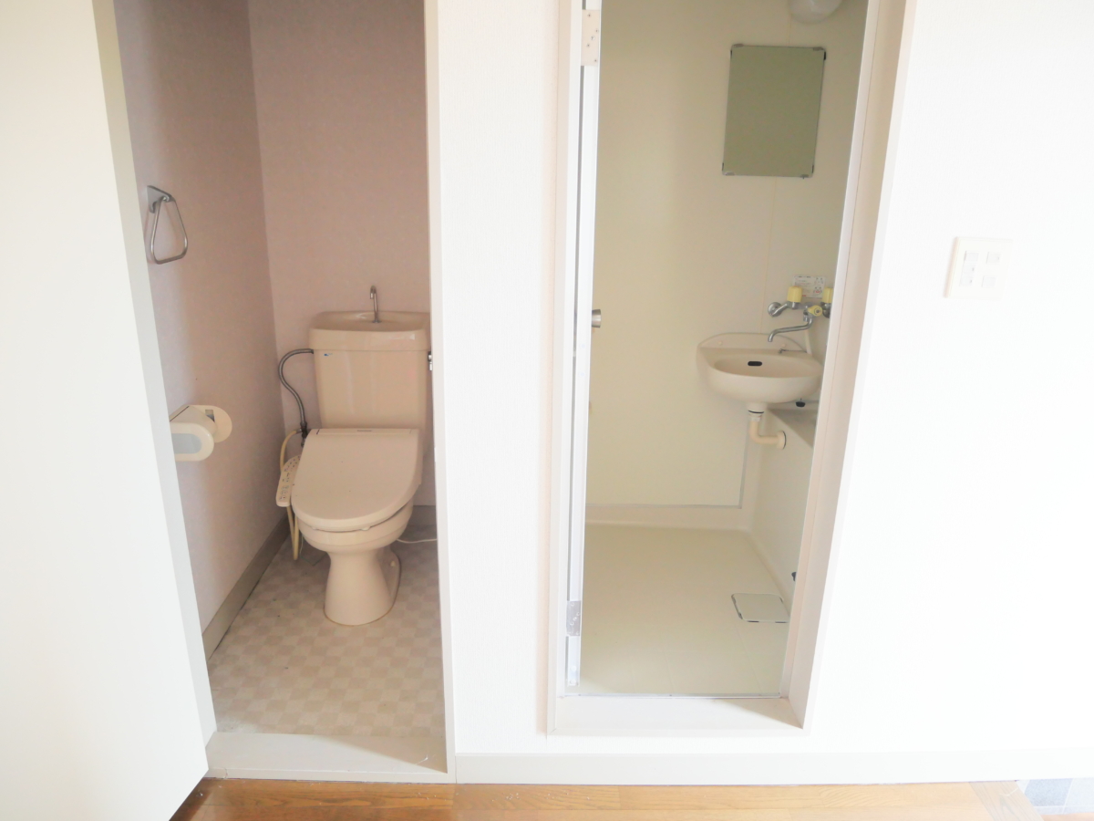 【ご成約済】【賃貸1Kアパート】公益大学1.7km 便利な物置・駐車場付 和室6.7帖 エスティーワン15 205号室