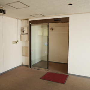 【貸店舗・事務所】酒田駅1.3km 中町一丁目 45坪(2・3階部分) 画像8