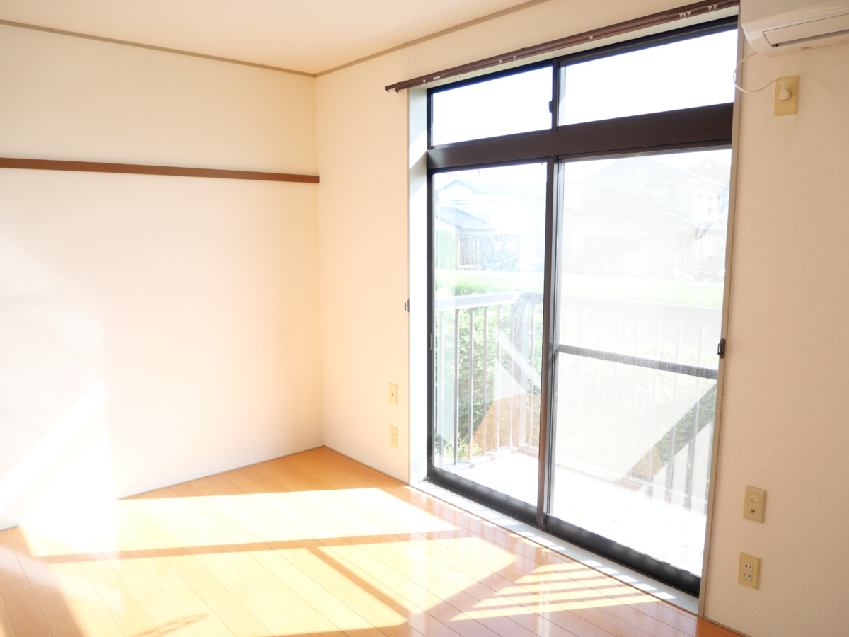 敷0・礼0・管0【賃貸1Kアパート】公益大学1.7km 便利な物置・駐車場付 洋室6.7帖 エスティーワン15 104号室