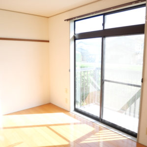 敷0・礼0・管0【賃貸1Kアパート】公益大学1.7km 便利な物置・駐車場付 洋室6.7帖 エスティーワン15 104号室