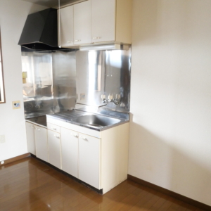 入居者募集！敷0・礼0・管0 人気の街ゆたか【賃貸2Kアパート】エスティーワン6 201号室 駐車場付き！ 画像3